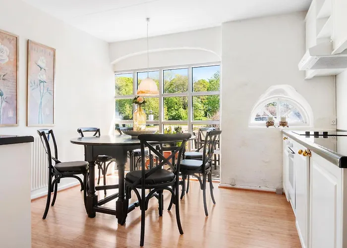 5 Bedroom Lovely In Tylstrup