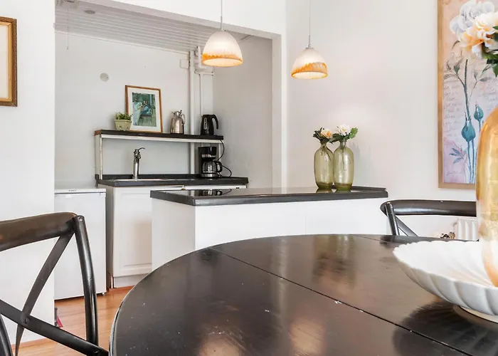 5 Bedroom Lovely In Apartmán *